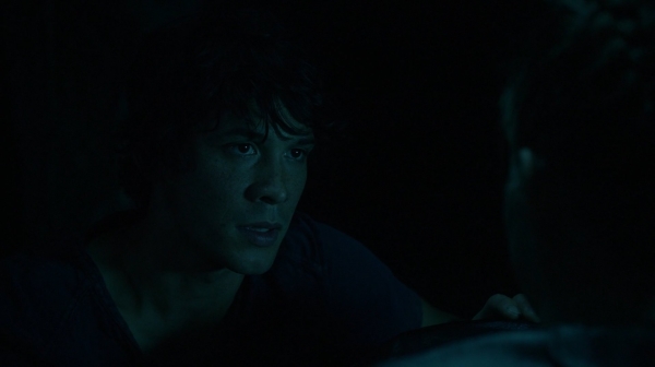 The Earth Kills Season One Episode Three-1332
