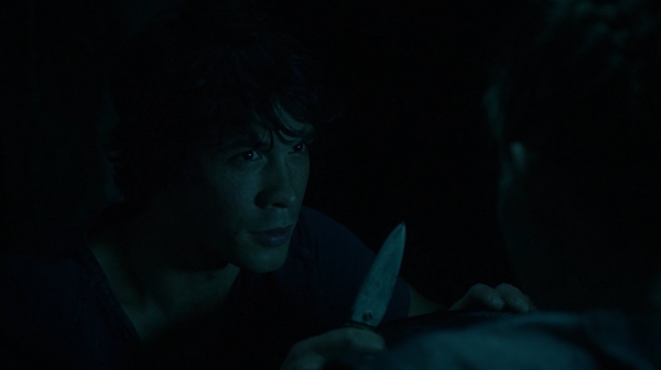 The Earth Kills Season One Episode Three-1309
