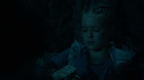 The Earth Kills Season One Episode Three-1293
