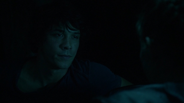 The Earth Kills Season One Episode Three-1281
