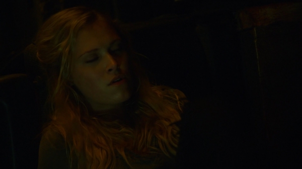 The Earth Kills Season One Episode Three-1265
