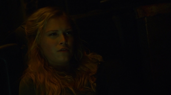 The Earth Kills Season One Episode Three-1263
