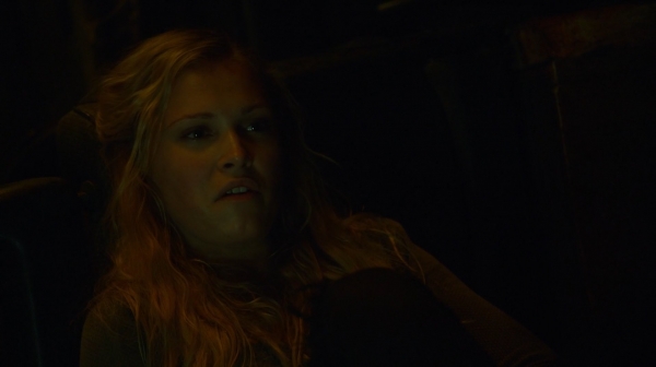 The Earth Kills Season One Episode Three-1241
