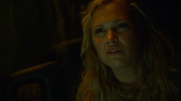 The Earth Kills Season One Episode Three-1199
