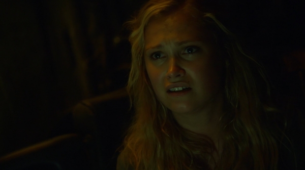 The Earth Kills Season One Episode Three-1191
