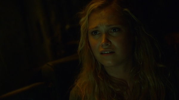 The Earth Kills Season One Episode Three-1186
