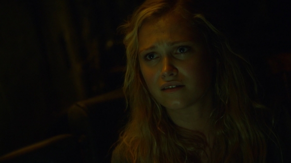 The Earth Kills Season One Episode Three-1185
