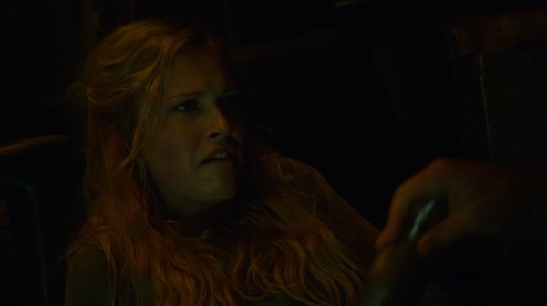 The Earth Kills Season One Episode Three-1148

