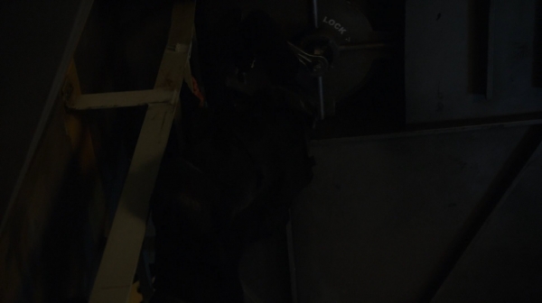 The Earth Kills Season One Episode Three-1093
