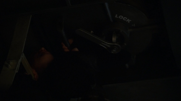 The Earth Kills Season One Episode Three-1091

