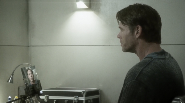 The Earth Kills Season One Episode Three-1068
