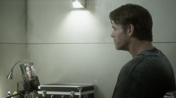 The Earth Kills Season One Episode Three-1067
