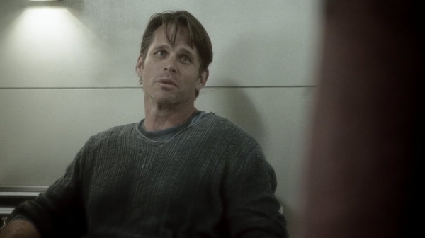 The Earth Kills Season One Episode Three-1045
