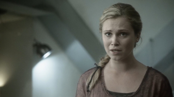The Earth Kills Season One Episode Three-1038
