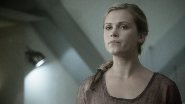 The Earth Kills Season One Episode Three-1027
