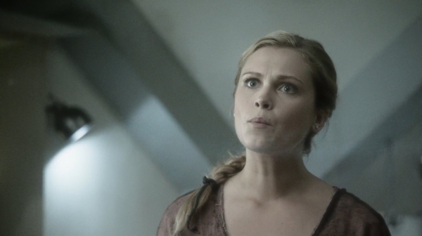 The Earth Kills Season One Episode Three-1026
