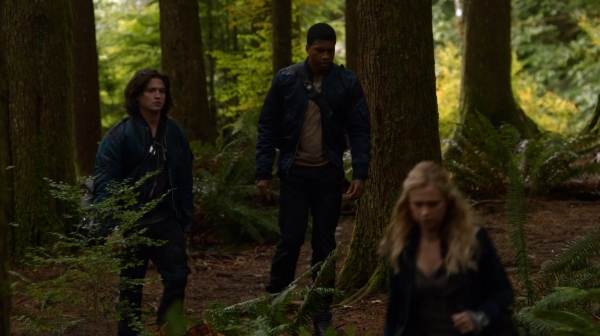 The Earth Kills Season One Episode Three-961
