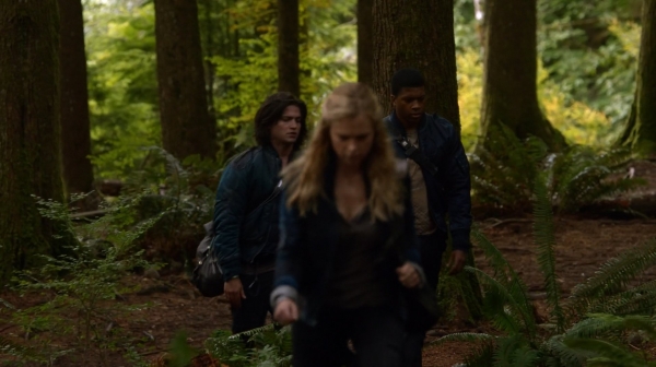 The Earth Kills Season One Episode Three-959
