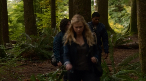 The Earth Kills Season One Episode Three-958
