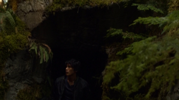 The Earth Kills Season One Episode Three-921
