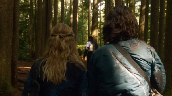 The Earth Kills Season One Episode Three-871
