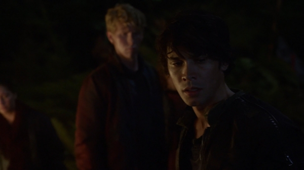 The Earth Kills Season One Episode Three-579
