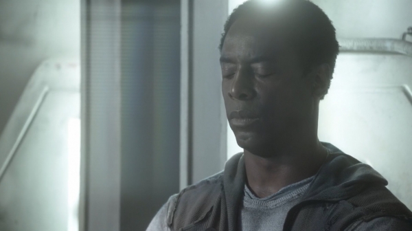 The Earth Kills Season One Episode Three-483
