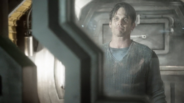The Earth Kills Season One Episode Three-400

