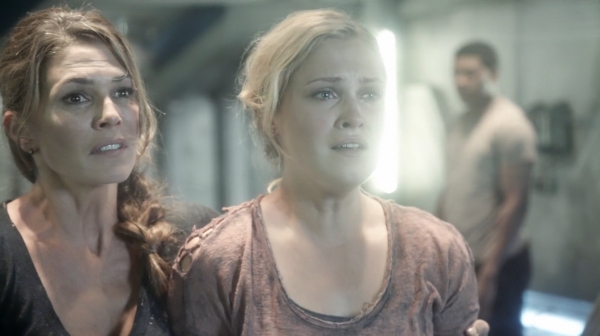 The Earth Kills Season One Episode Three-398
