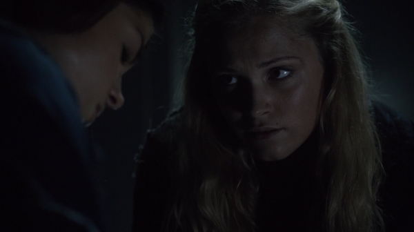 The Earth Kills Season One Episode Three-351
