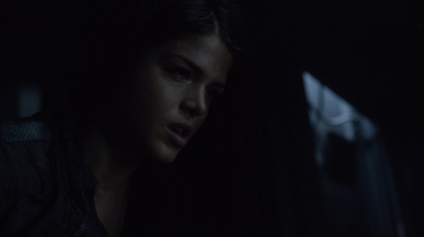 The Earth Kills Season One Episode Three-343
