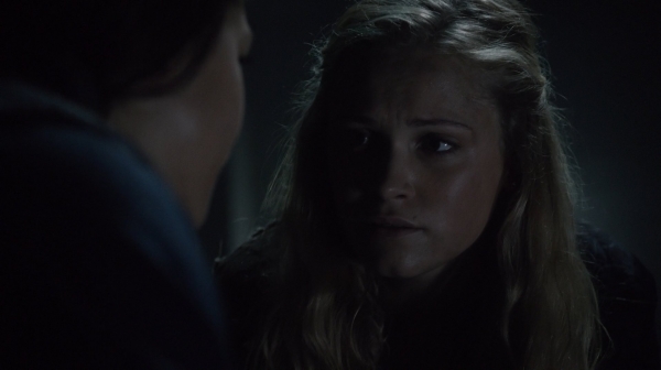 The Earth Kills Season One Episode Three-335
