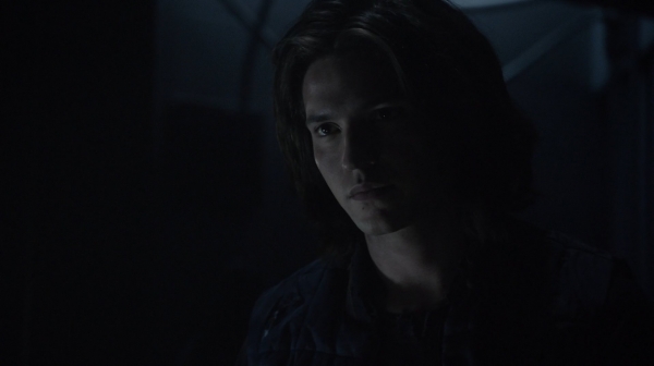 The Earth Kills Season One Episode Three-324
