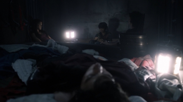 The Earth Kills Season One Episode Three-212
