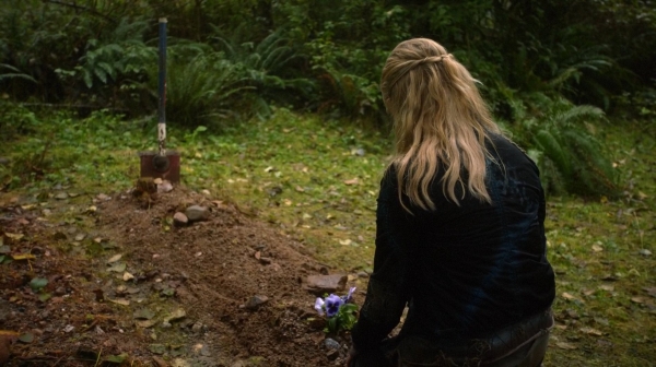 The 100 Captures Murphys Law Season One Episode Four-1416
