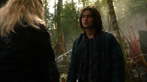 The 100 Captures Murphys Law Season One Episode Four-1408

