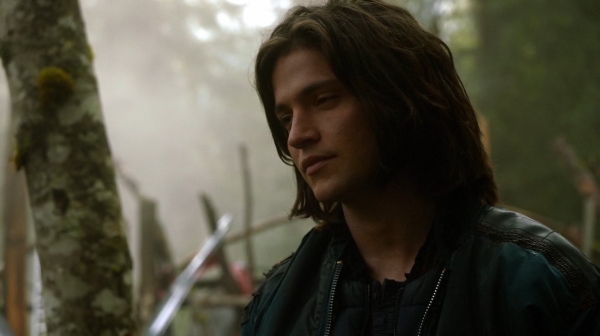 The 100 Captures Murphys Law Season One Episode Four-1380
