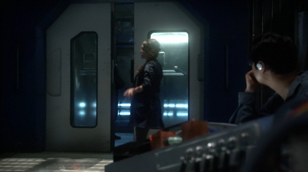 The 100 Captures Murphys Law Season One Episode Four-1313
