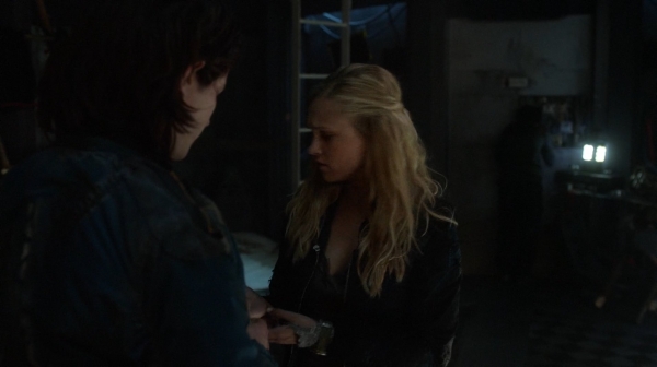 The 100 Captures Murphys Law Season One Episode Four-1297
