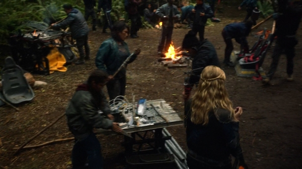 The 100 Captures Murphys Law Season One Episode Four-1284
