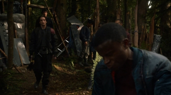 The 100 Captures Murphys Law Season One Episode Four-1274
