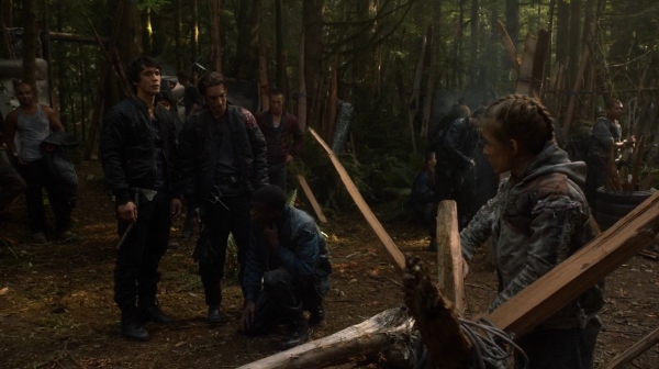 The 100 Captures Murphys Law Season One Episode Four-1265
