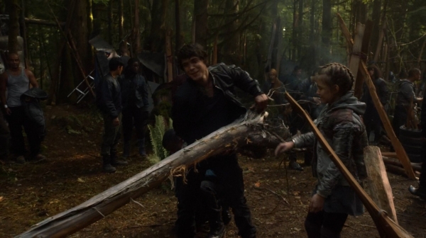The 100 Captures Murphys Law Season One Episode Four-1260
