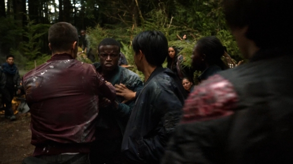 The 100 Captures Murphys Law Season One Episode Four-1250
