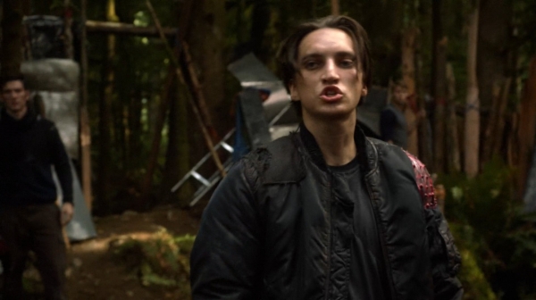 The 100 Captures Murphys Law Season One Episode Four-1247

