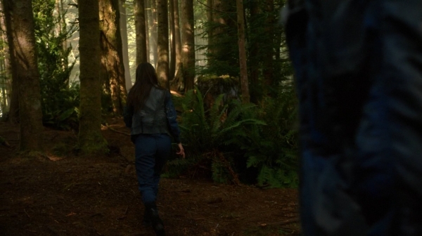 The 100 Captures Murphys Law Season One Episode Four-1230
