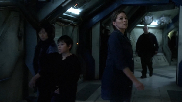 The 100 Captures Murphys Law Season One Episode Four-1199
