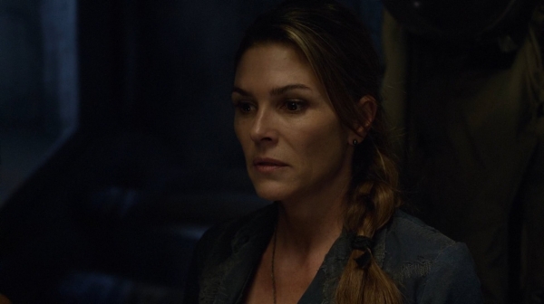 The 100 Captures Murphys Law Season One Episode Four-1141
