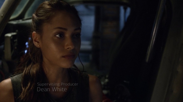 The 100 Captures Murphys Law Season One Episode Four-1139
