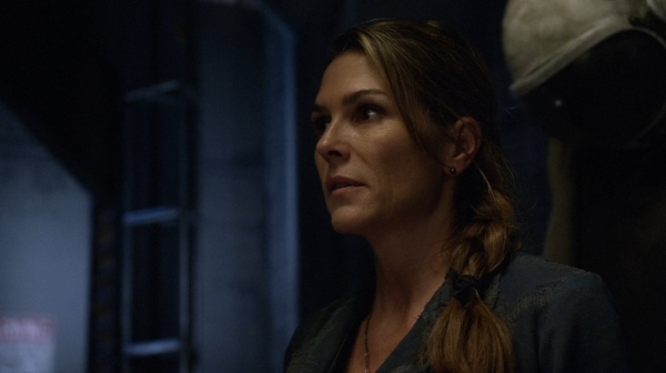 The 100 Captures Murphys Law Season One Episode Four-1134
